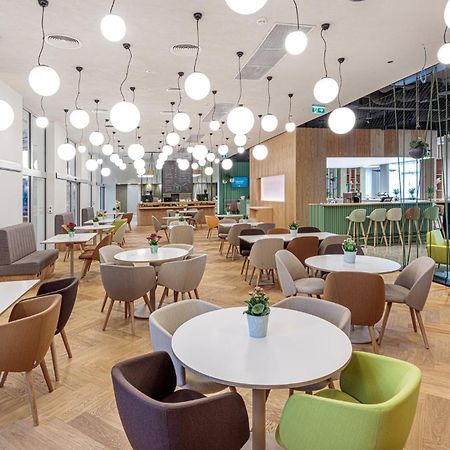 Holiday Inn Prague By Ihg Exterior photo