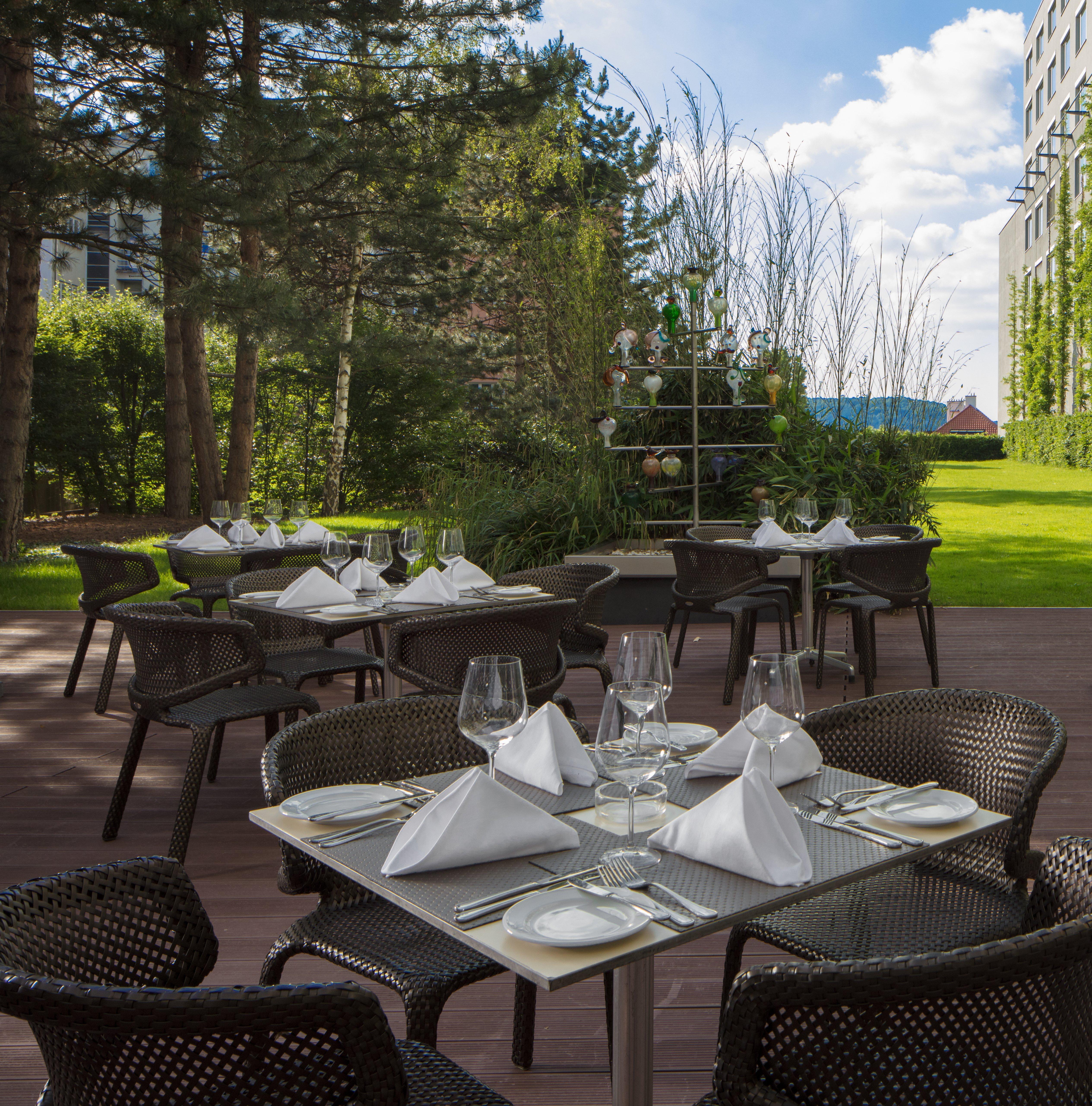 Holiday Inn Prague By Ihg Exterior photo
