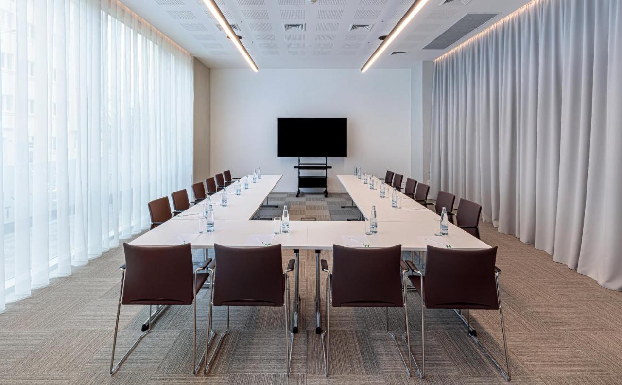 Holiday Inn Prague By Ihg Exterior photo