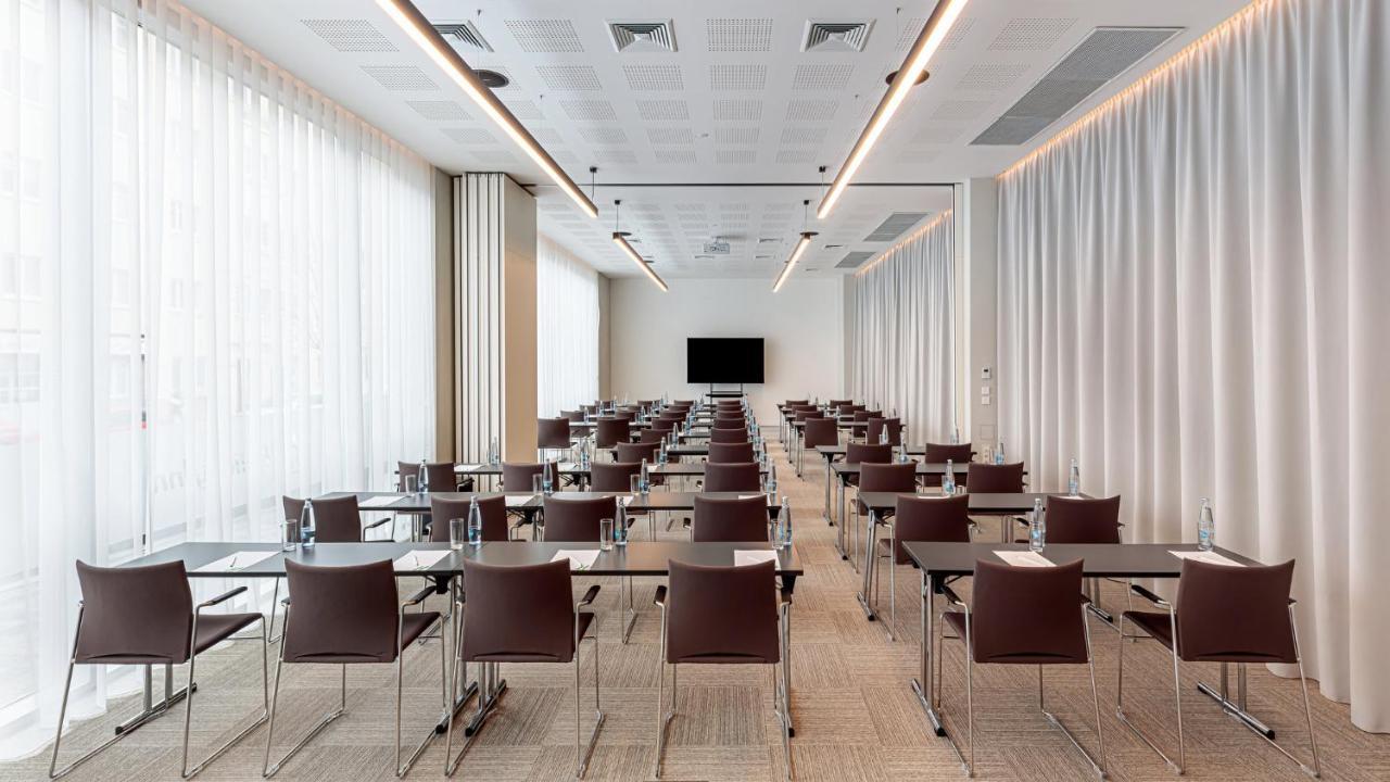 Holiday Inn Prague By Ihg Exterior photo