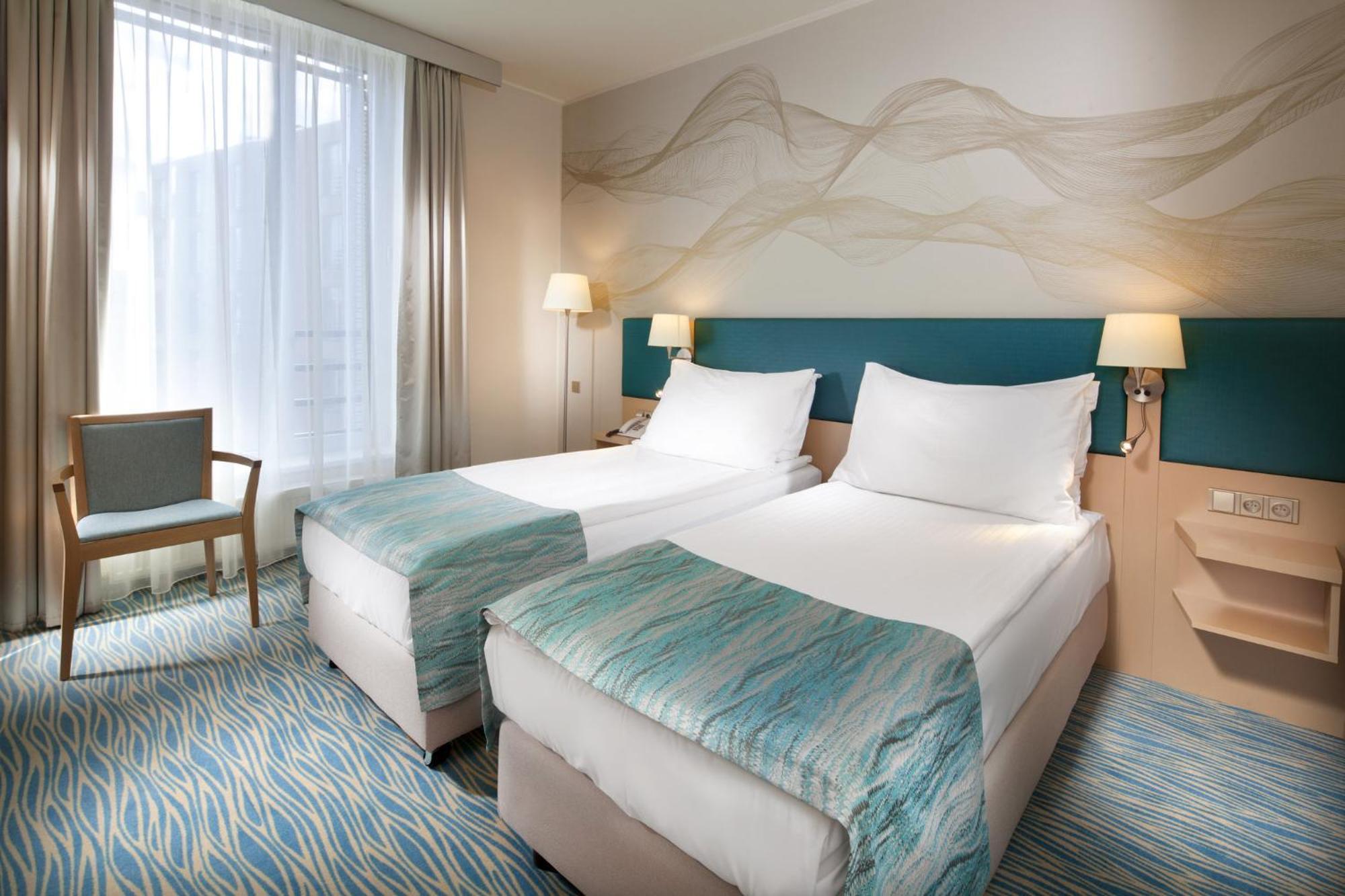 Holiday Inn Prague By Ihg Exterior photo